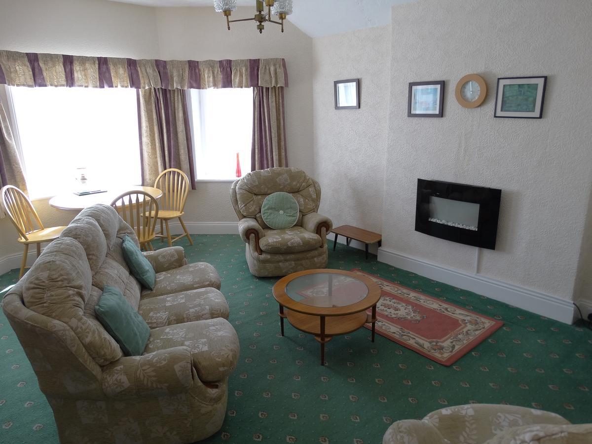 Beachmount Holiday Apartments Rhôs-on-Sea エクステリア 写真